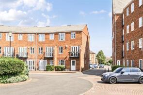 107, Sovereigns Quay, Bedford MK40 1TT