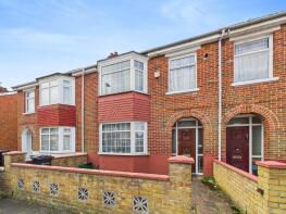 38, Rosebery Avenue, Portsmouth PO6 2PZ