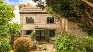 Ivy Villa, Spring Lane, Thrupp, Stroud GL5 2DT