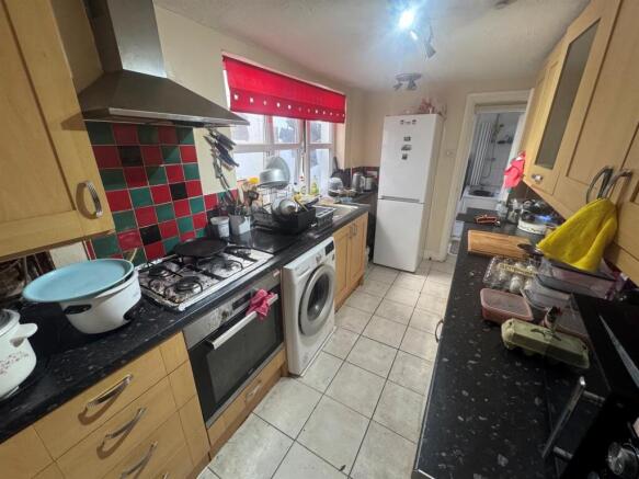 KITCHEN.jpg