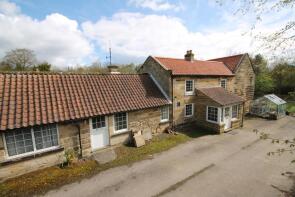 Three Tuns House, Three Tuns Triangle, Knayton YO7 4AN