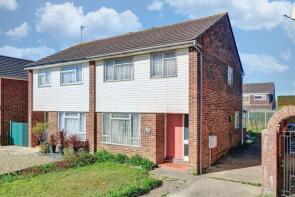 8, Rockall Drive, Hailsham BN27 3BG