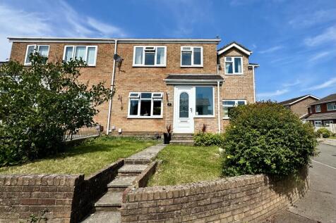 Cledwen Close, Barry