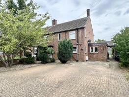 14, Manor Close, Ely CB6 2JB