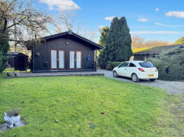 Chalet 2, Elwy Valley Lodges, Llangernyw LL22 8PP