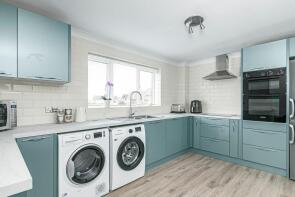 7, Icknield Close, Hitchin SG5 3TD