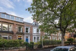 17, West Avenue, Gosforth, Newcastle Upon Tyne NE3 4ES