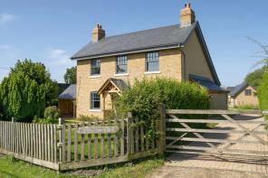 Pear Tree View, Rowes Lane, Lymington SO41 5SU