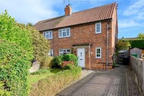 15, Garth End, Collingham, Wetherby LS22 5BH