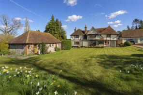 Seed Bungalow, Seed Road, Newnham ME9 0NE