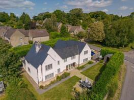 Hunters Pass, Syreford Road, Cheltenham GL54 4JE
