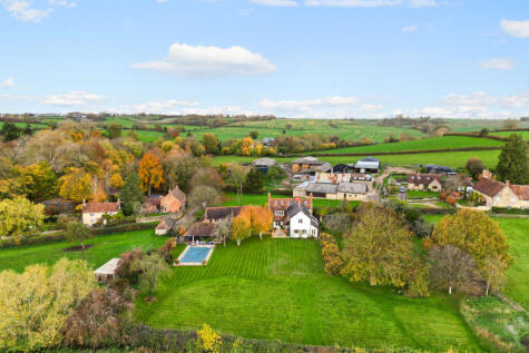 The Green, Denton, OX44
