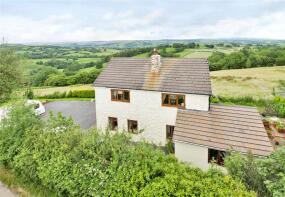 Tyn Y Cefn, Llanerfyl, Welshpool SY21 0JE
