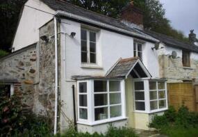 Sunnydale, Road From Coombe Road To Junction South West Of Coombe, Coombe, St. Austell PL26 7LJ