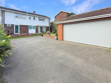 Hereward Way, Wethersfield, Braintree, CM7