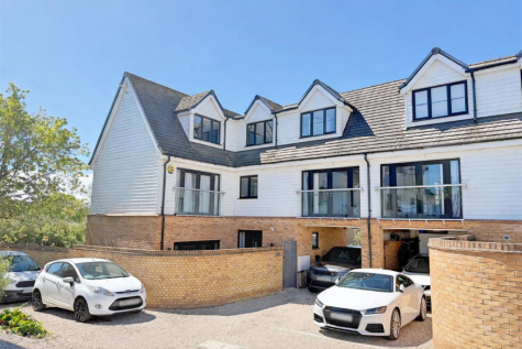 Dovehouse Yard, Braintree