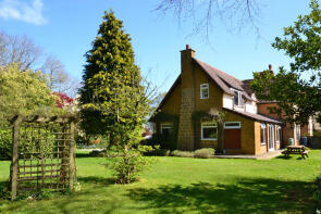 Foxglove Cottage, Akeley Wood Lodge Road, Buckingham MK18 5BN