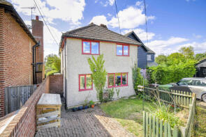 1, Forstal Cottages, Chequers Hill, Sittingbourne ME9 0BN