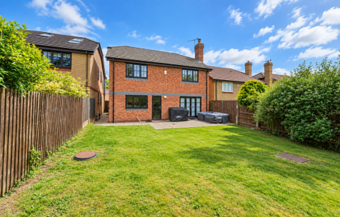Walnut Grove, Hemel Hempstead, HP2