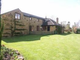 The Burrows, Main Street, Buckingham MK18 4LB
