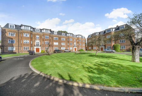 Orchard Court, The Avenue, Worcester Park, KT4