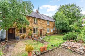 2, Chapel Street, Banbury OX17 1DB