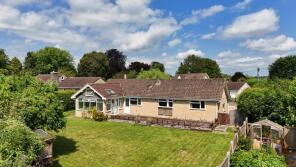 7, Stoke Mead, Bath BA2 7GX