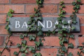 Barndale, Abbots Bromley Road, Burton-on-trent DE13 8RA