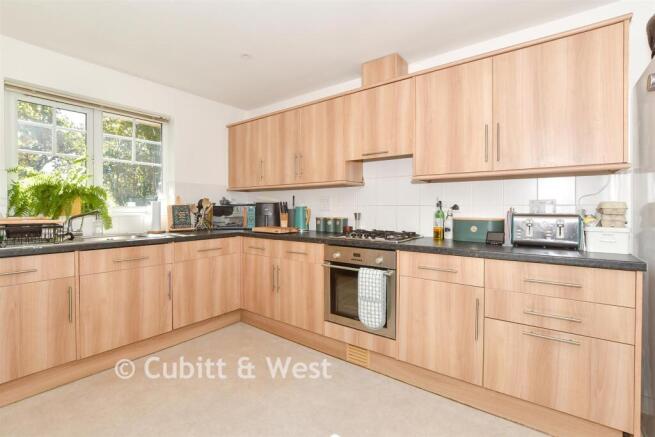 Lounge/Kitchen