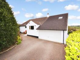10a, Nicholas Meadow, Callington PL17 8DE