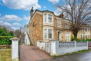 32a, Myrtle Park, Glasgow G42 8UQ