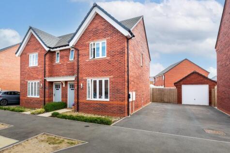 Balsam Lane, Warwick