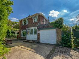 Caddles, The Rise, South Ferriby DN18 6HE
