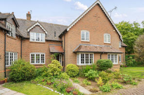 12, Meredun Close, Hursley SO21 2JB