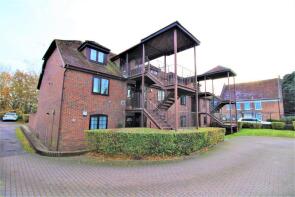 Flat 1, 575 Kings Court, Bath Road, Longford, West Drayton UB7 0EH