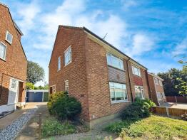 25, South Hill Crescent, Stanford-le-hope SS17 8PH