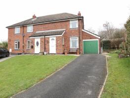 27, Lakeside, Macclesfield SK11 0PL