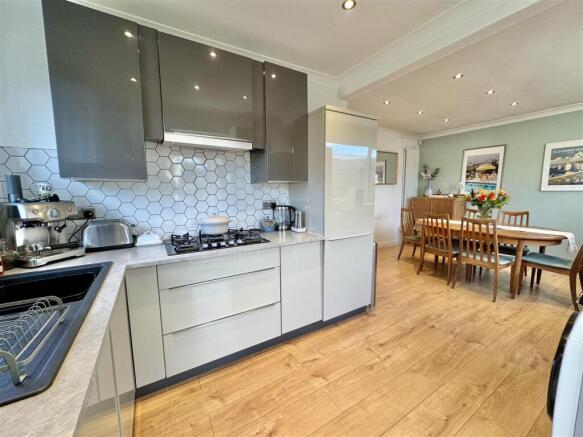 DINING KITCHEN