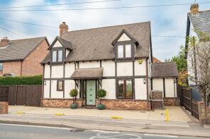 Oak Cottage, Stortford Road, Dunmow CM6 1QX
