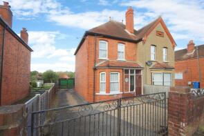 2, The Terrace, Bath Road, Knowl Hill, Reading RG10 9XB