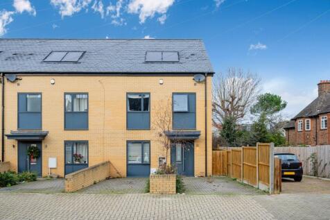 Birkbeck Road, Beckenham, BR3