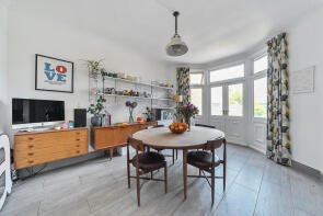 28, Warlters Road, London N7 0RX