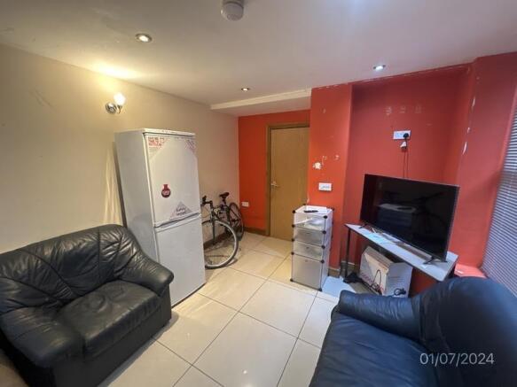 9 Bedroom Property for rent