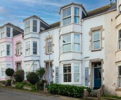 6, Grosvenor Road, Swanage BH19 2DD