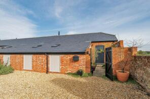 8, Down Farm Barns, Salisbury Road, Andover SP11 7AA