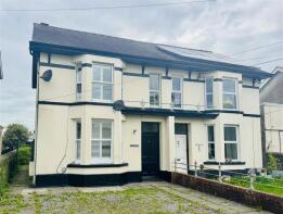 8, Heol Cennen, Ffairfach, Llandeilo SA19 6UH