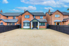 3, Beacon Close, Preston PR3 0QY