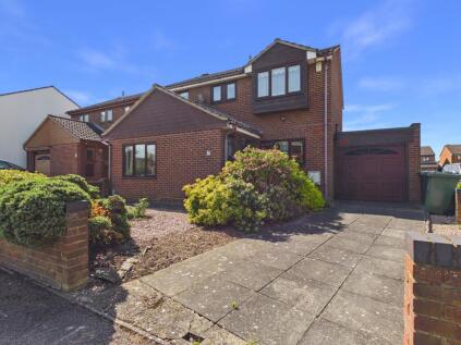 Mountbatten Drive, Biggleswade, SG18