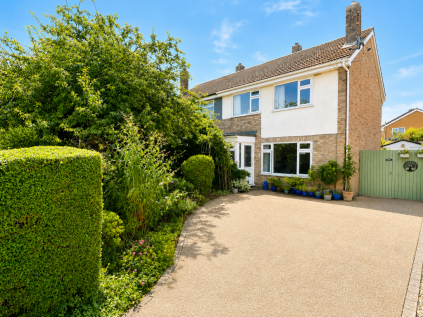 Meadway, Market Deeping, Peterborough, PE6 8BE