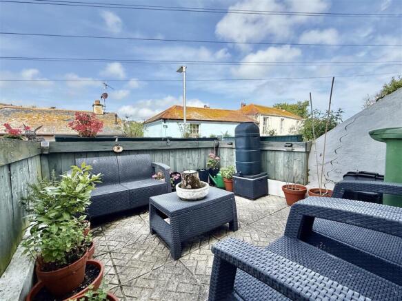 Front Garden.jpg